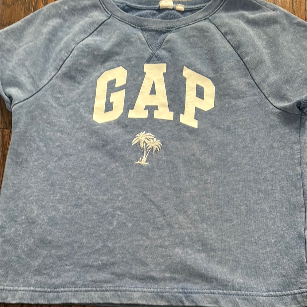 GAP Women's Medium Blue Short Sleeve Tee with Logo sewn  Palm Tree Graphic - Picture 3 of 5